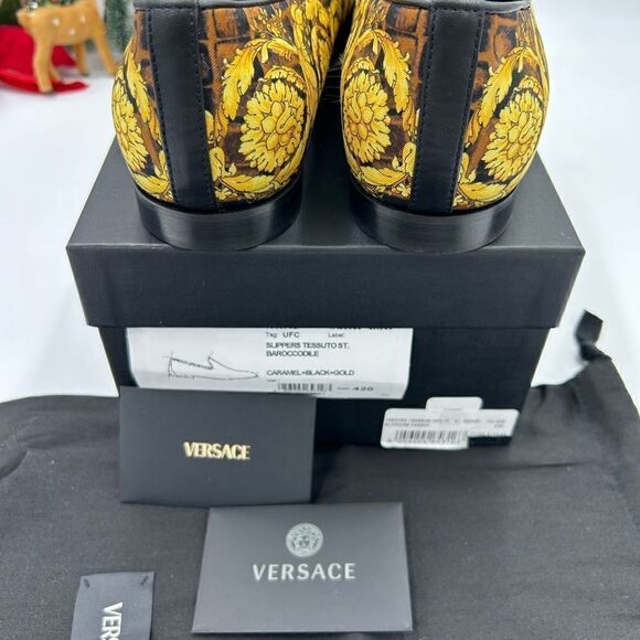 Men’s Versace Barraco print silk loafers size 42 made in Italy main image 8